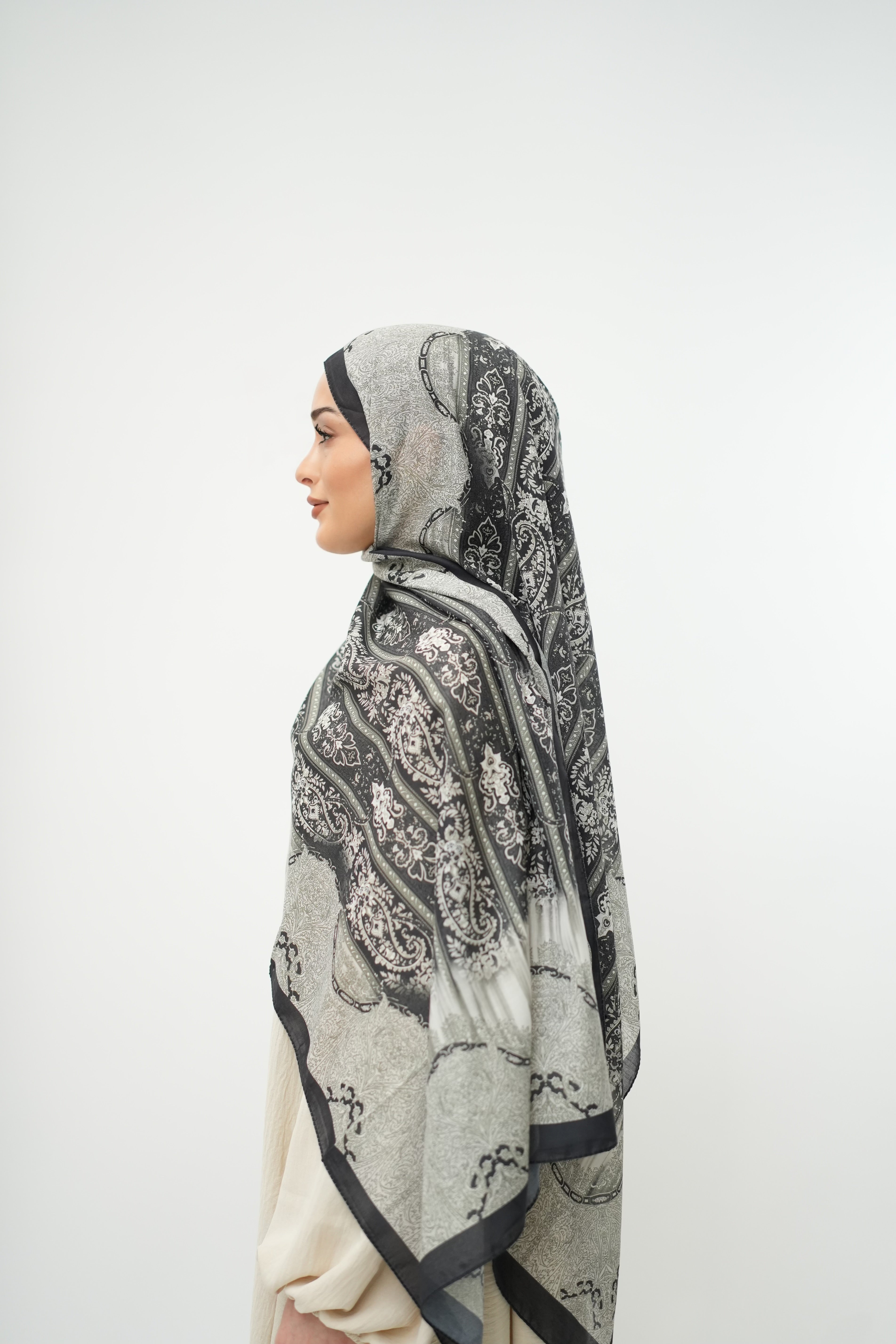 ORIENTAL VEIL ANTHRAZIT