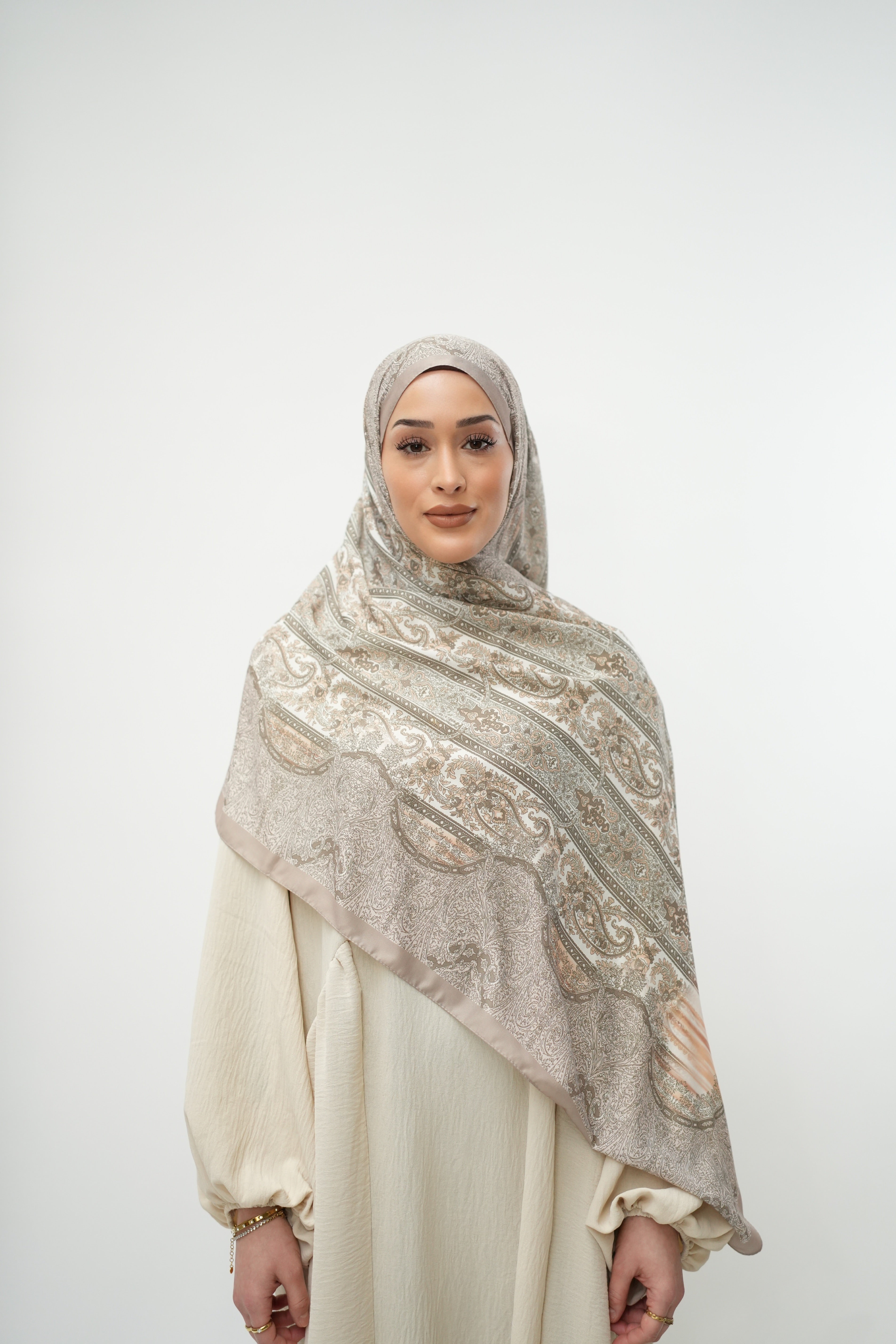 ORIENTAL VEIL LIGHT MOKKA