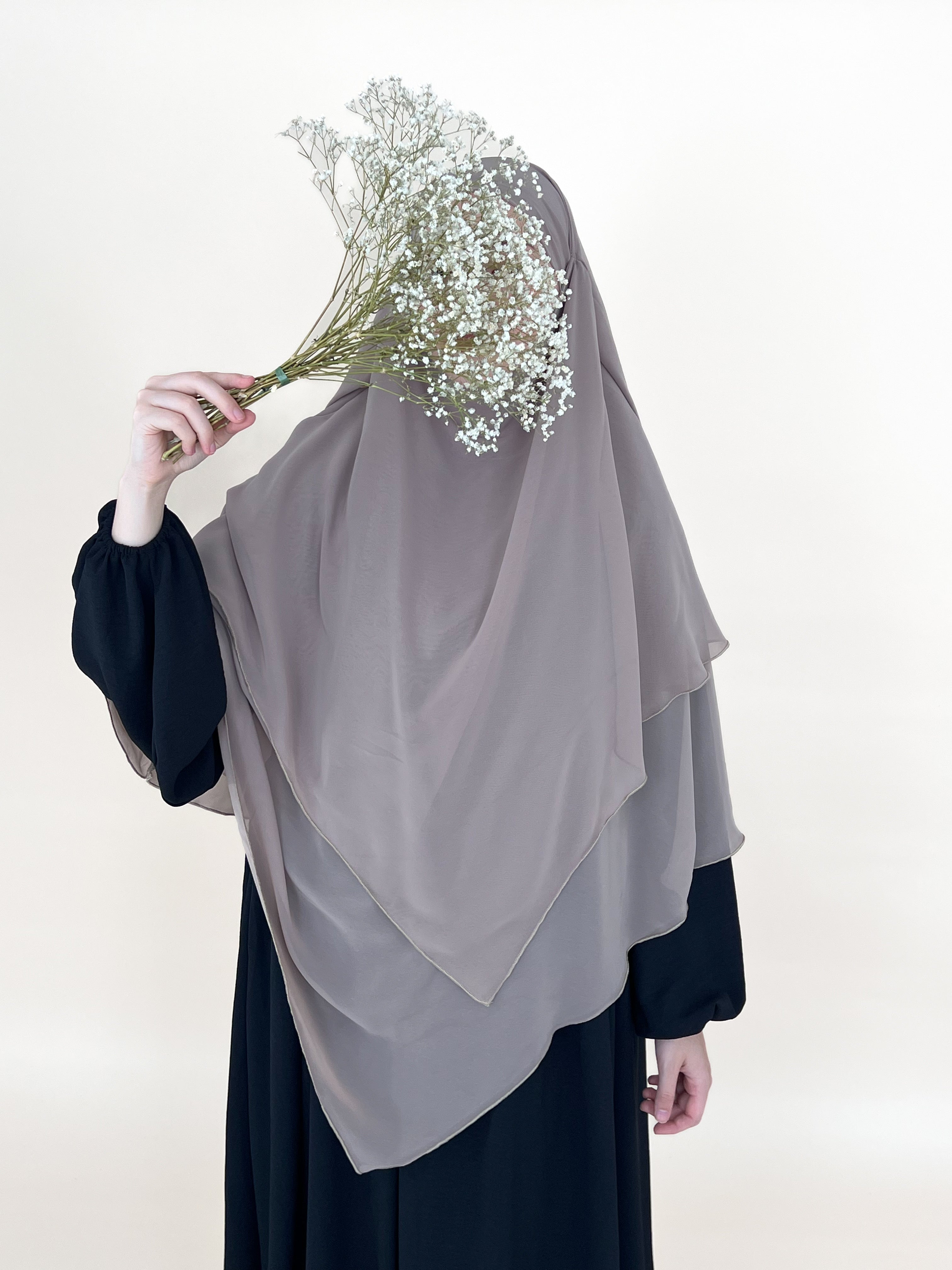 KHIMAR DREILAGIG TAUPE