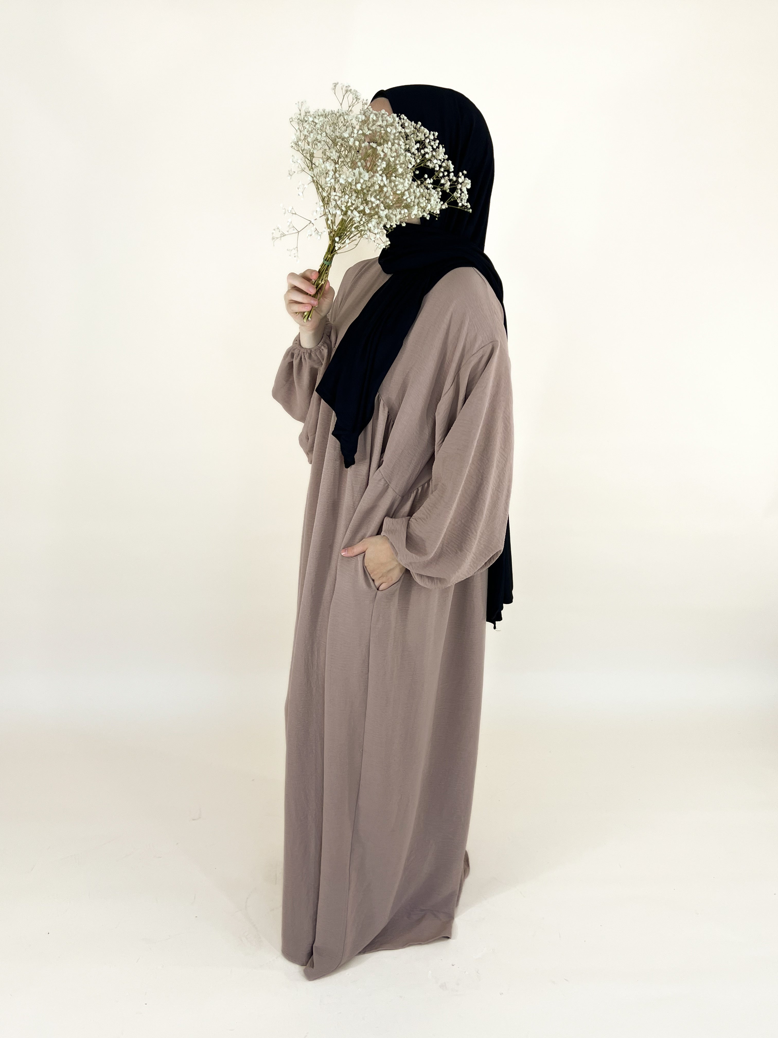 LIYA ABAYA KARAMELL