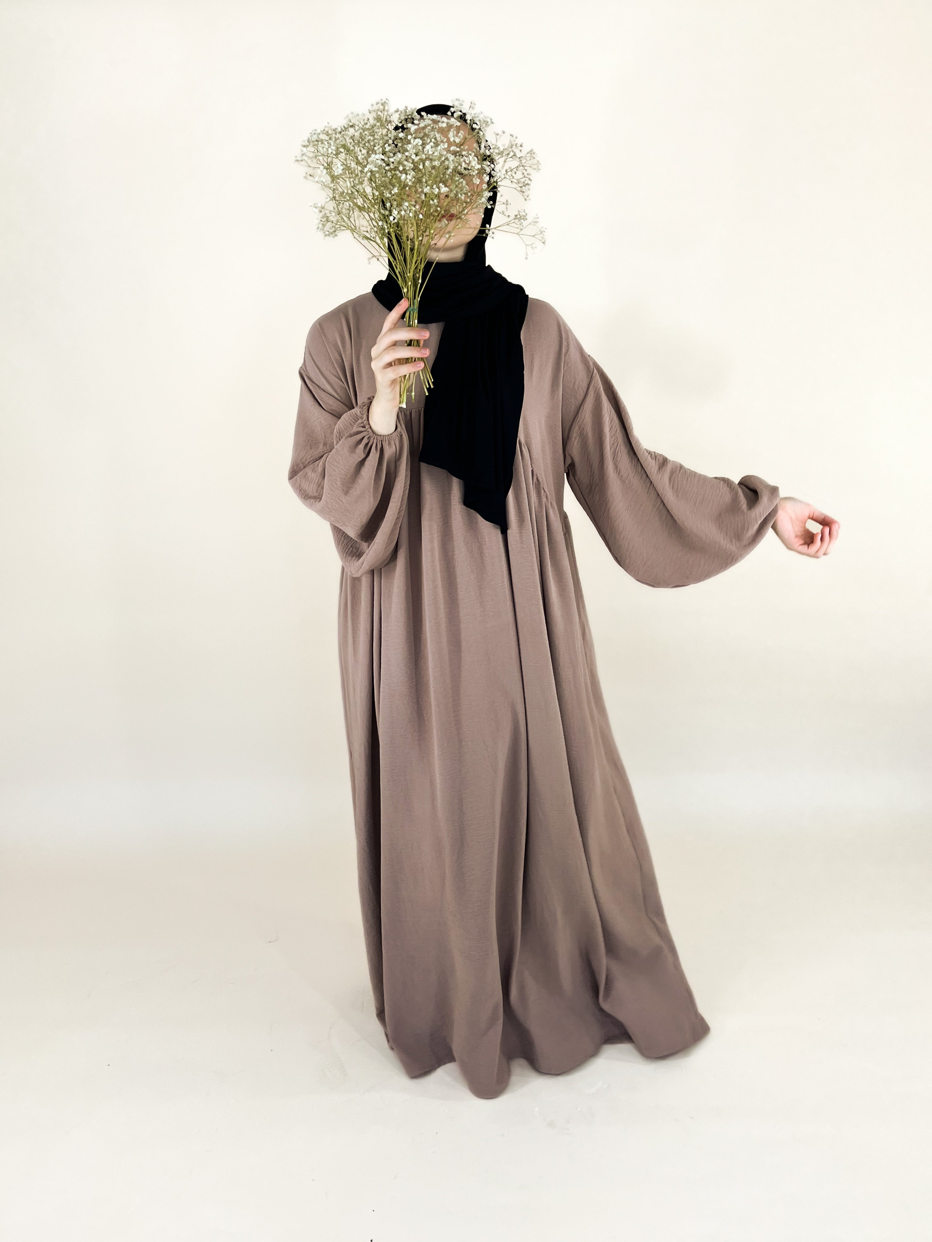 LIYA ABAYA KARAMELL